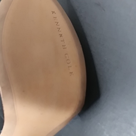 Kenneth Cole Geneva heel - Picture 5 of 6
